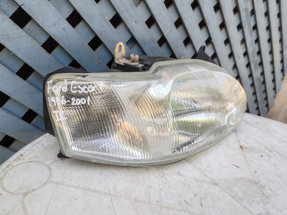 Óptico derecho Ford Euro Escort 1995 - 2000 (ll) - Imagen 2