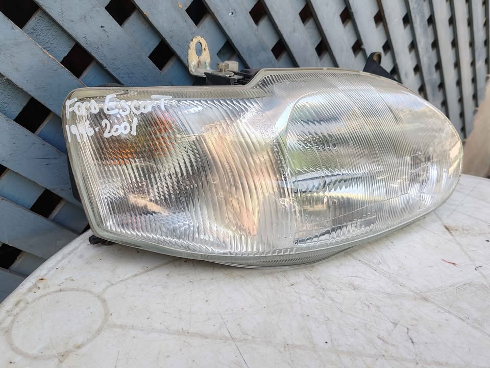 Óptico derecho Ford Euro Escort 1996 - 2001 (I) - Imagen 2