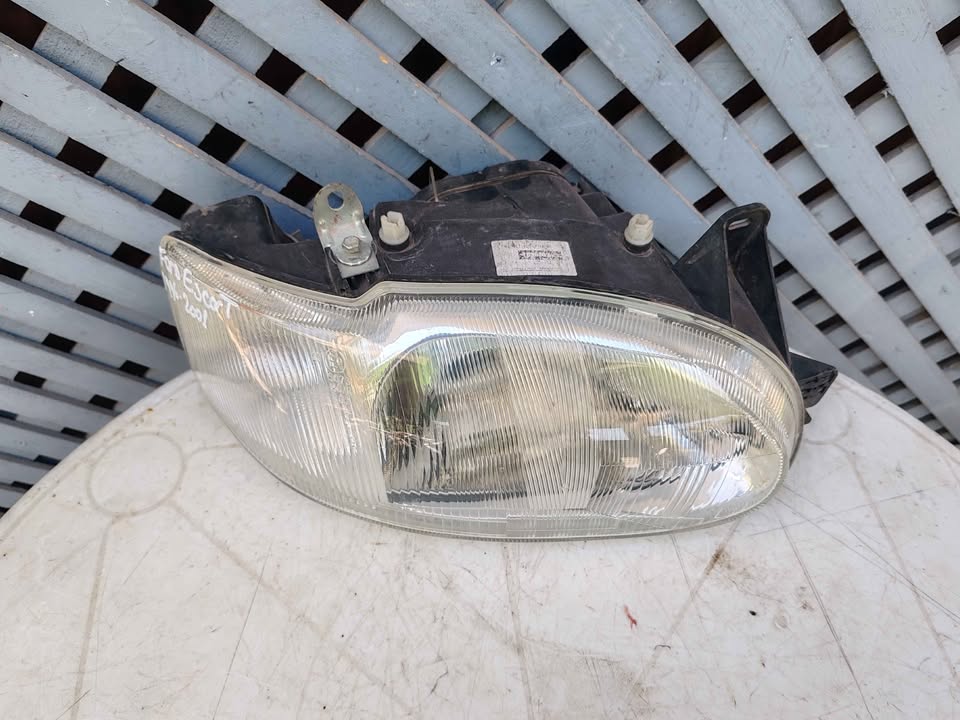 Óptico derecho Ford Euro Escort 1996 - 2001 (I) - Imagen 4