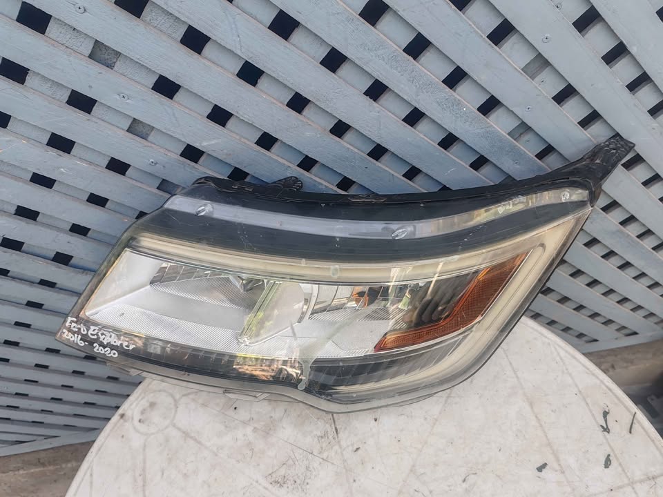 Óptico derecho Ford Explorer 2016 - 2020 - Imagen 5