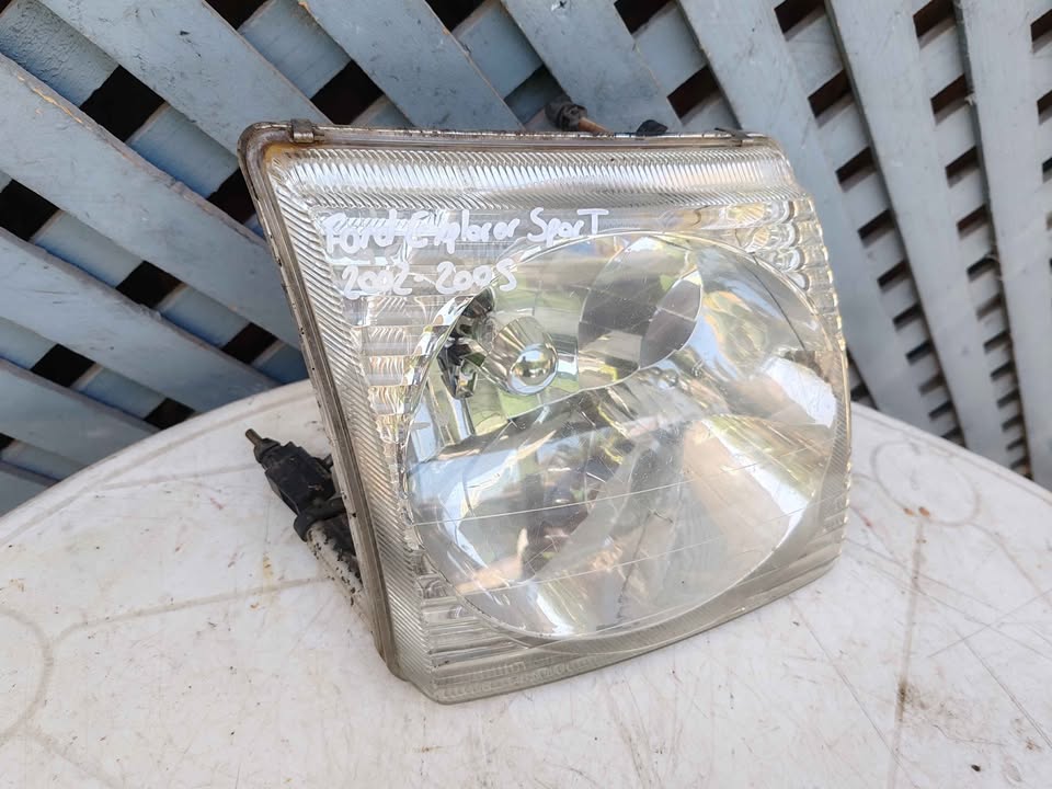 Óptico derecho Ford Explorer Sport 2002 - 2005 - Imagen 2