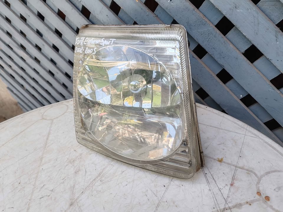 Óptico derecho Ford Explorer Sport 2002 - 2005 - Imagen 3