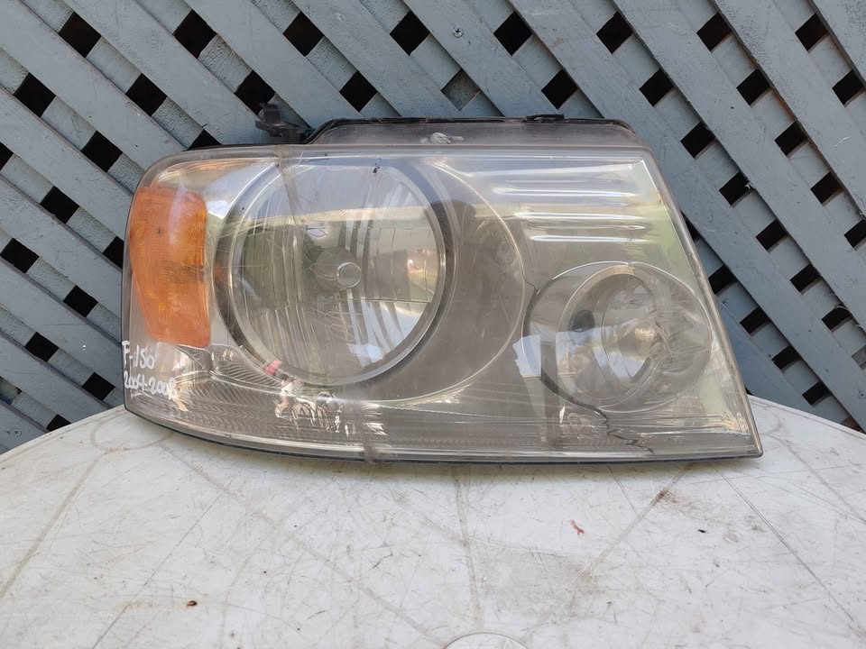 Óptico derecho Ford F150 2004 - 2008