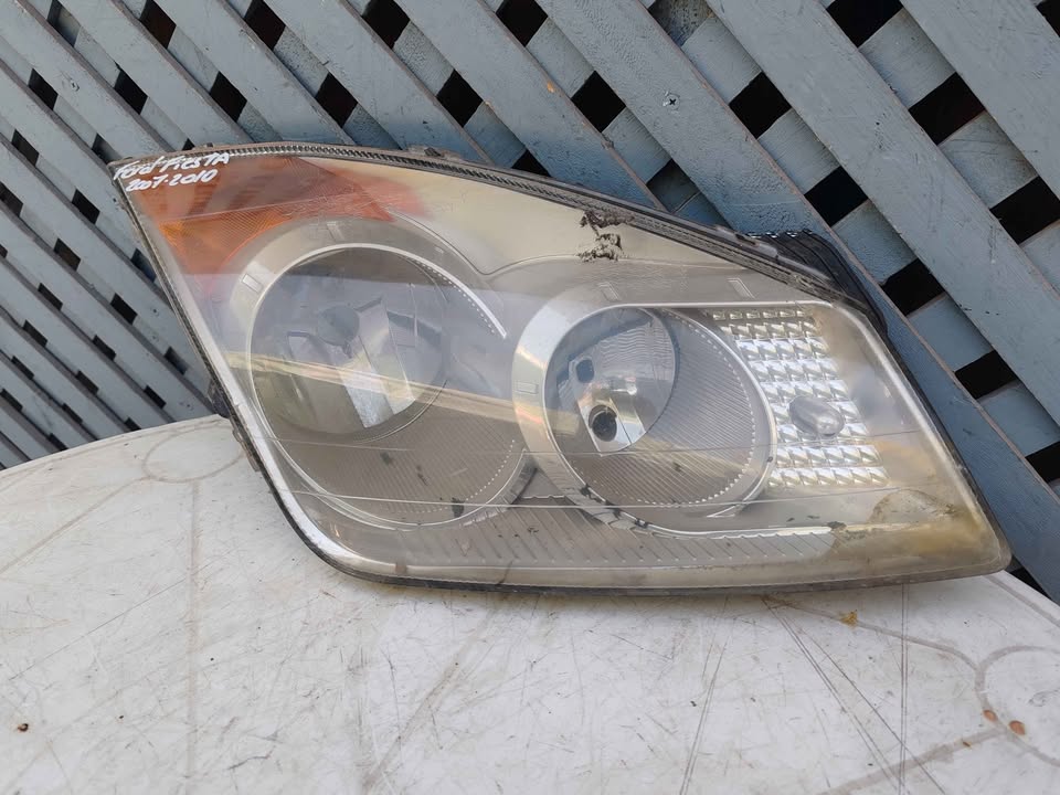 Óptico derecho Ford Fiesta 2007 - 2010