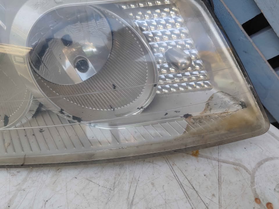 Óptico derecho Ford Fiesta 2007 - 2010 - Imagen 4