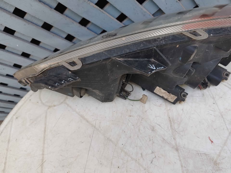 Óptico derecho Ford Fiesta 2007 - 2010 - Imagen 5