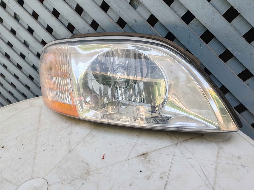 Óptico derecho Ford Windstar 2000 - 2004 (II) - Imagen 2