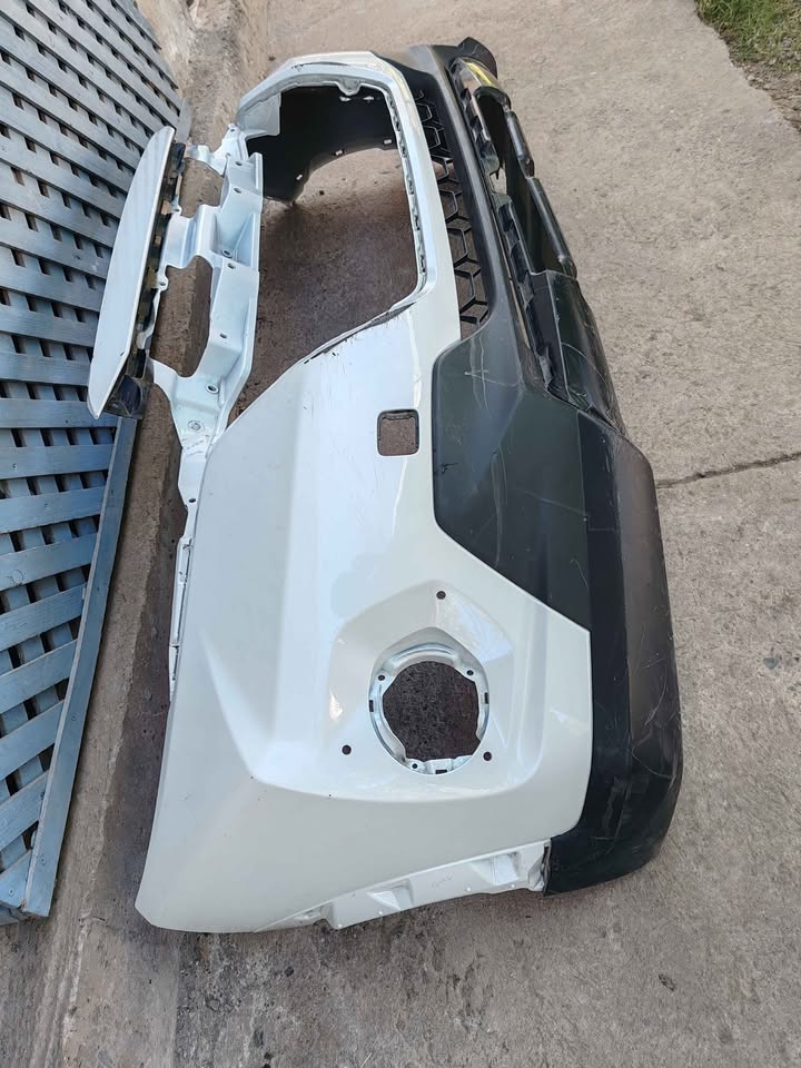 Parachoque delantero Honda WR-V 2018 - 2025 (II) - Imagen 3