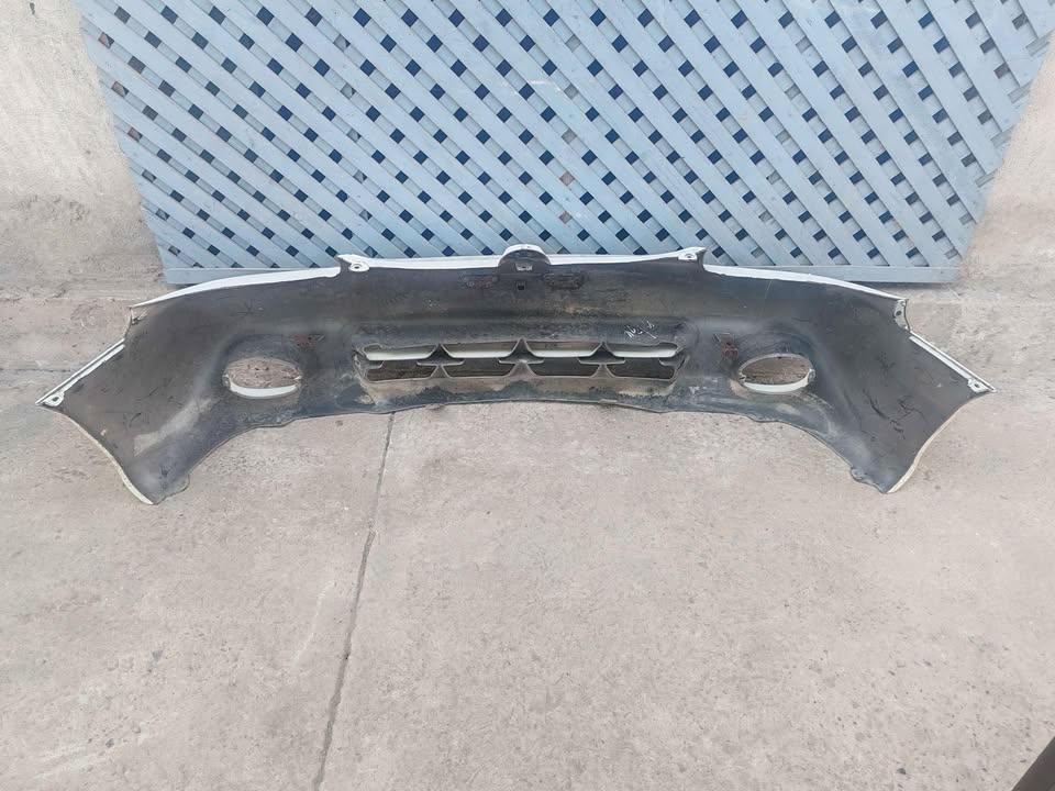 Parachoque delantero Hyundai Accent 1998 - 1999 - Imagen 9