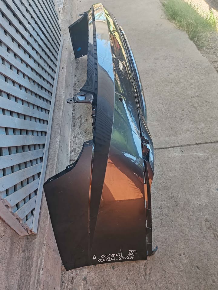 Parachoque trasero Hyundai Accent 2024 - 2026 (III) - Imagen 3