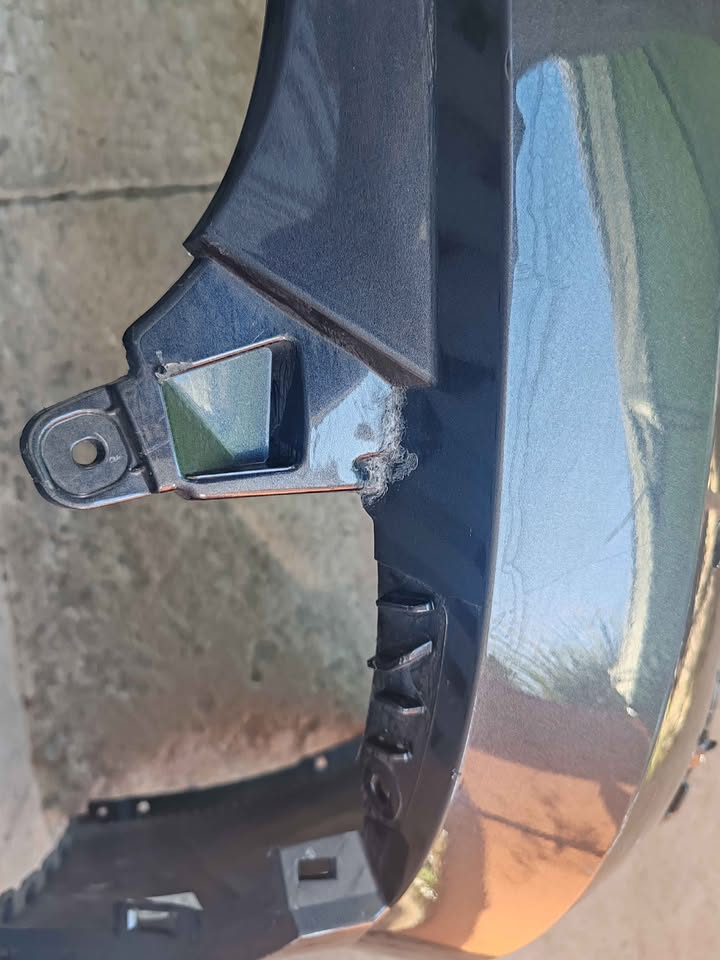 Parachoque trasero Hyundai Accent 2024 - 2026 (III) - Imagen 4