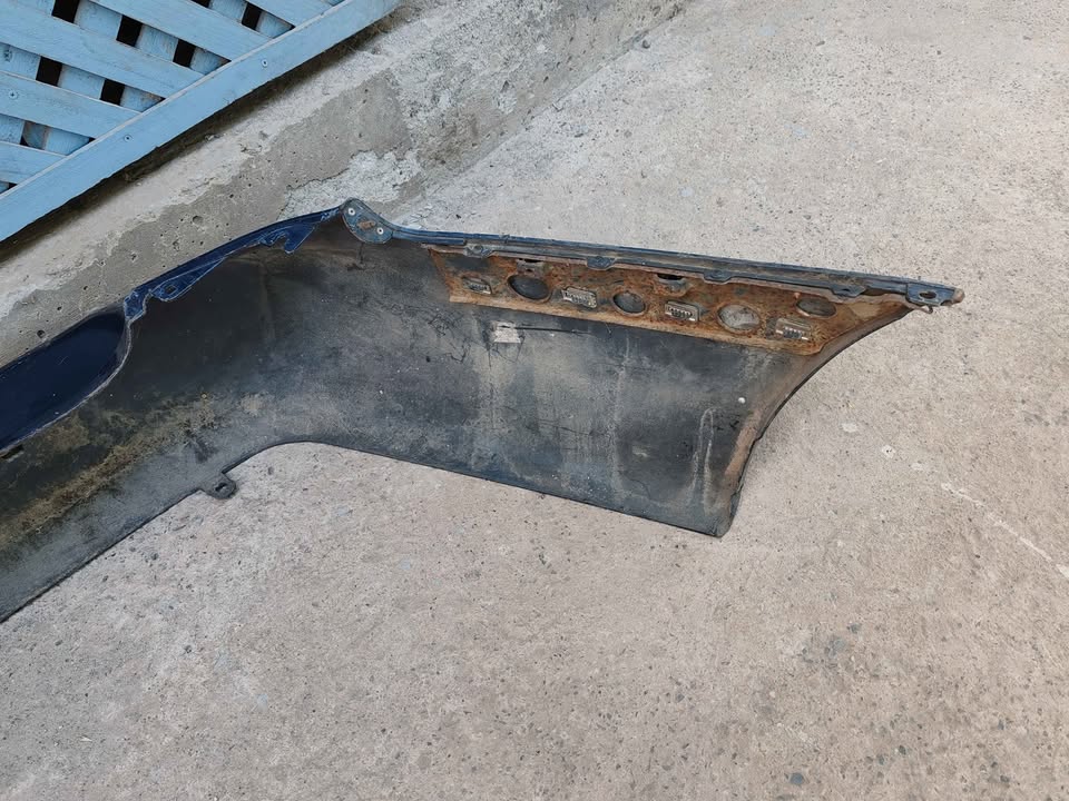 Parachoque trasero Hyundai Elantra stw 1996 - 1999 (ll) - Imagen 5