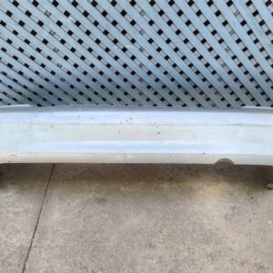 Parachoque trasero Mazda 323 2000 - 2004