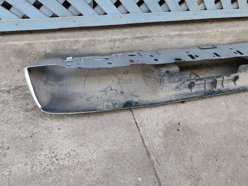 Parachoque trasero Mazda BT50 2010 - 2014 - Imagen 7