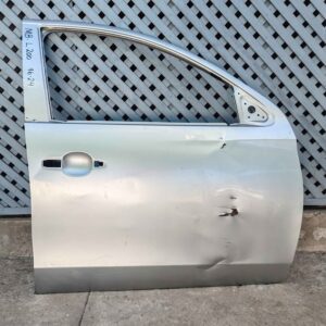 Puerta delantera derecha Mitsubishi L200 2016 - 2024