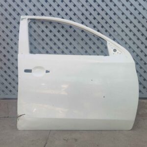 Puerta delantera derecha Mitsubishi L200 2016 - 2024 (II)