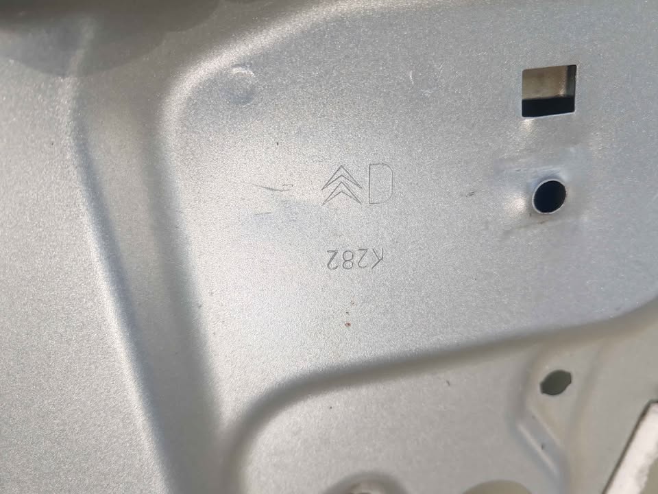 Puerta delantera derecha citroen C4 Grand Picasso 2007 - 2012 - Imagen 7