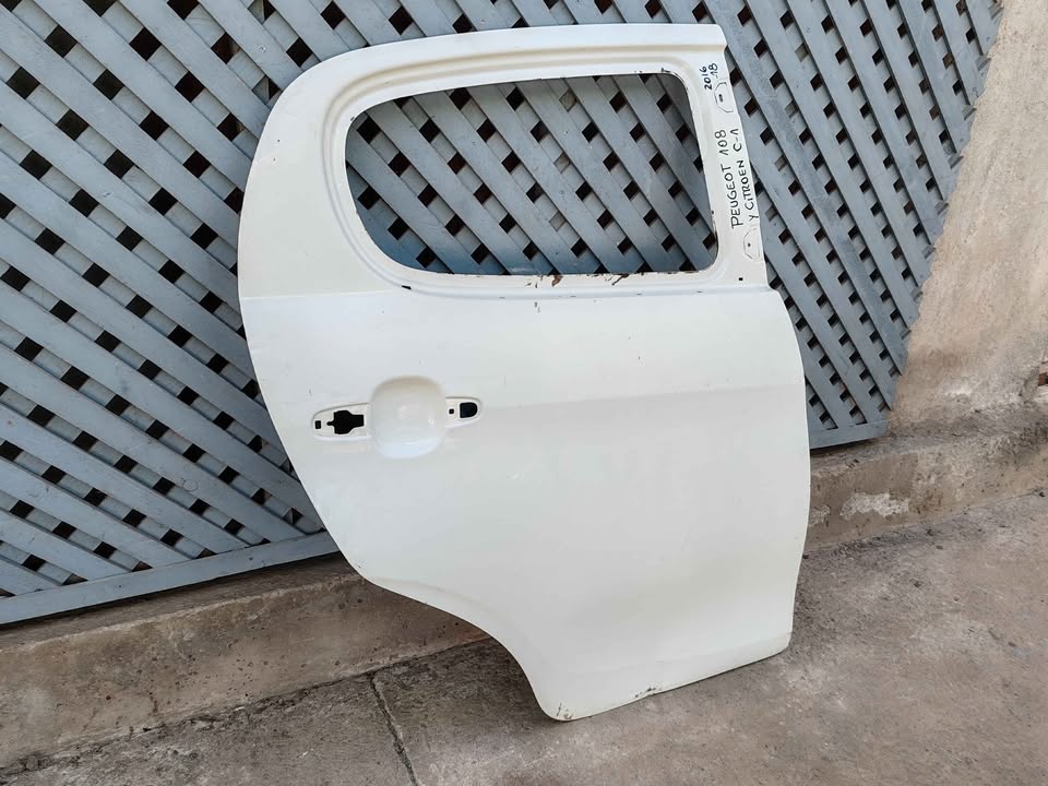 Puerta trasera derecha Peugeot 108 2016 - 2018 - Imagen 3