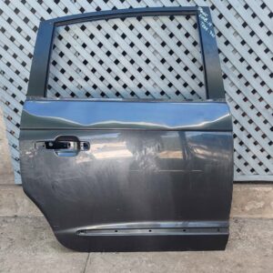 Puerta trasera derecha Ssangyong Stavic 2008 - 2019