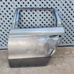 Puerta trasera izquierda Volkswagen Passat Pariant 2005 - 2009