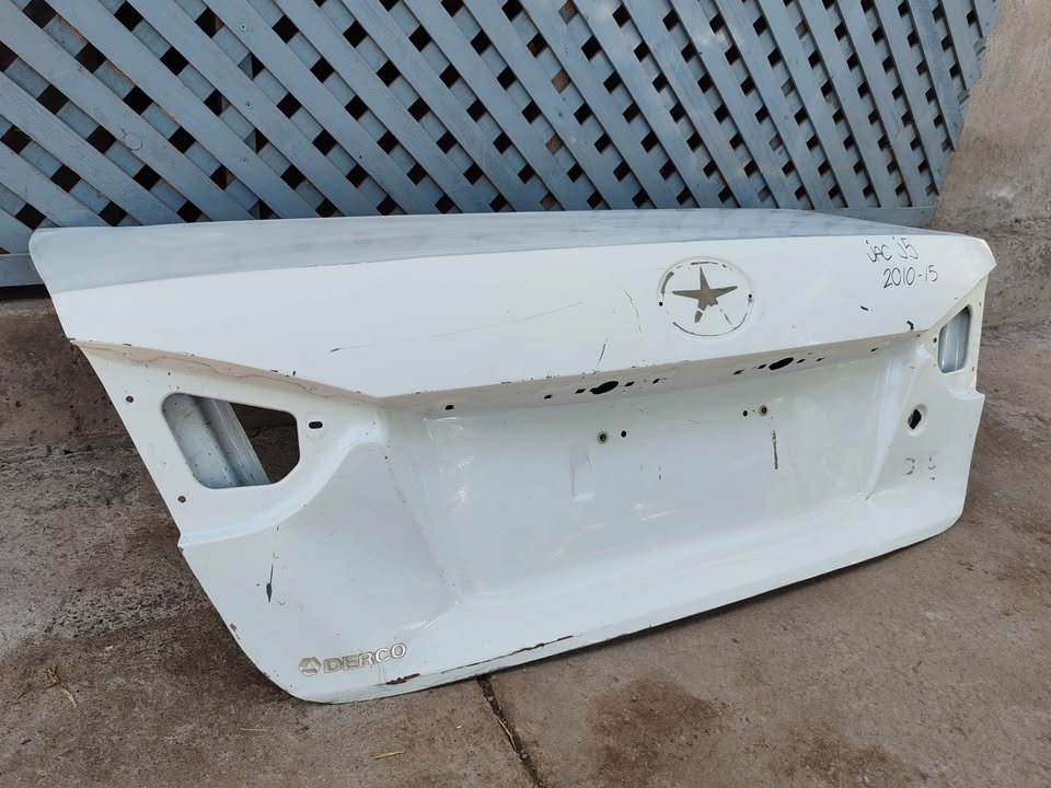 Tapa maleta JAC J5 2010 - 2015 - Imagen 3