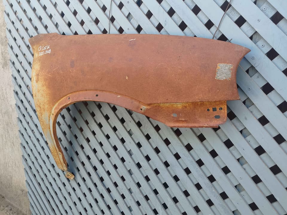 Tapabarro derecho Chevrolet Corsa ll 2000 - 2008 - Imagen 3