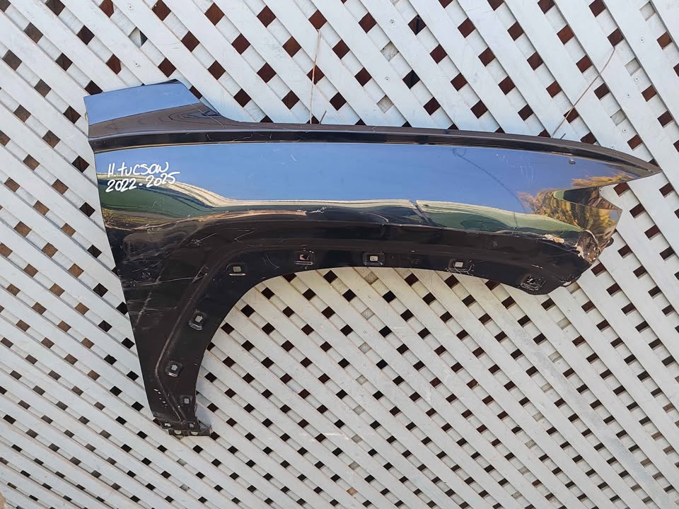 Tapabarro derecho Hyundai Tucson 2022 - 2025 - Imagen 2