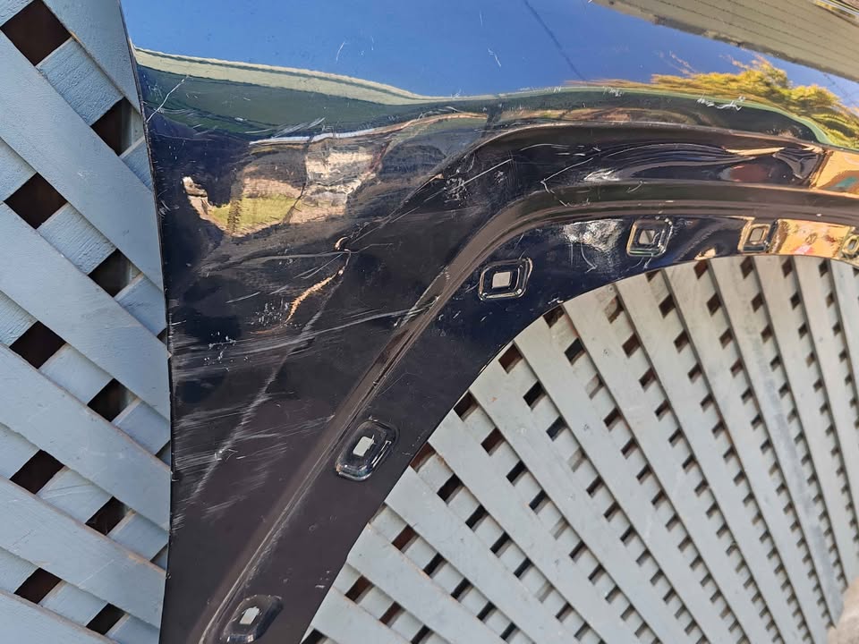 Tapabarro derecho Hyundai Tucson 2022 - 2025 - Imagen 4