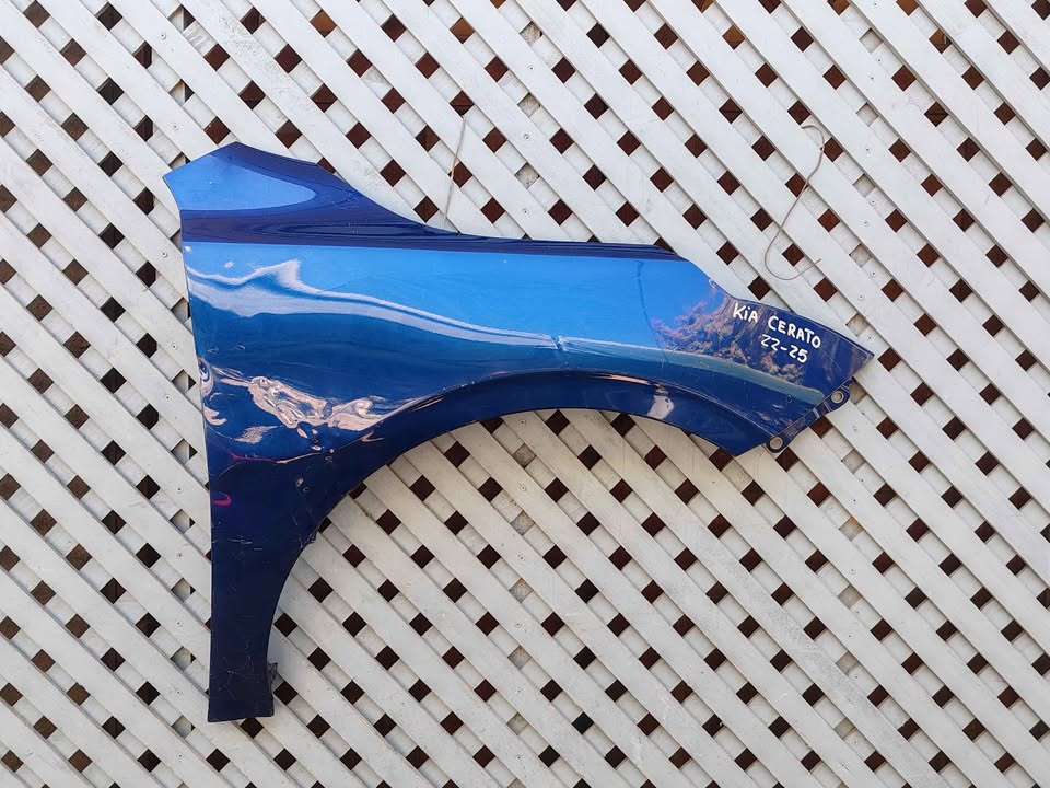 Tapabarro derecho Kia Cerato 2019 - 2024