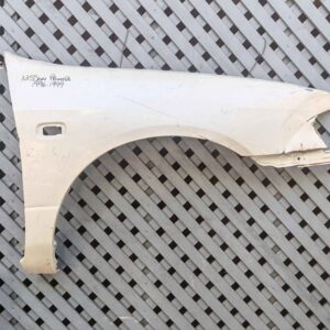 Tapabarro derecho Nissan Primera 1996 - 1999