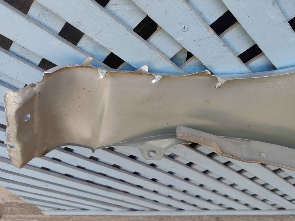 Tapabarro derecho Nissan Sentra 2001 - 2006 - Imagen 6