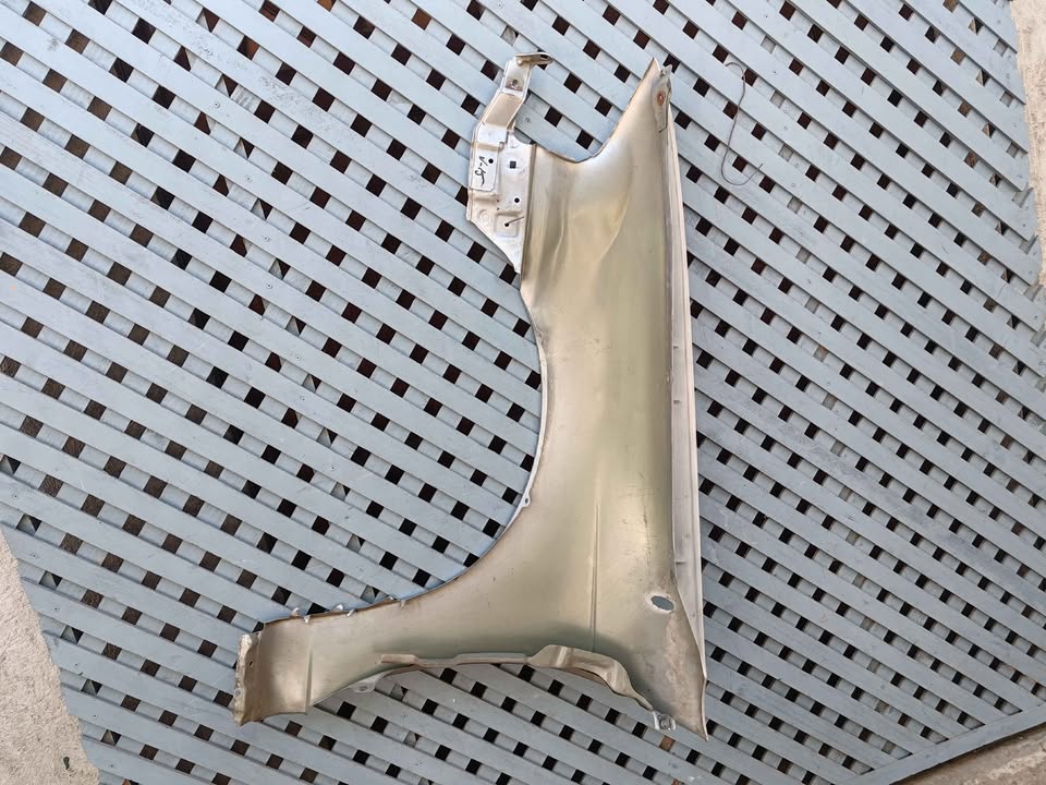 Tapabarro derecho Nissan Sentra 2001 - 2006 - Imagen 7