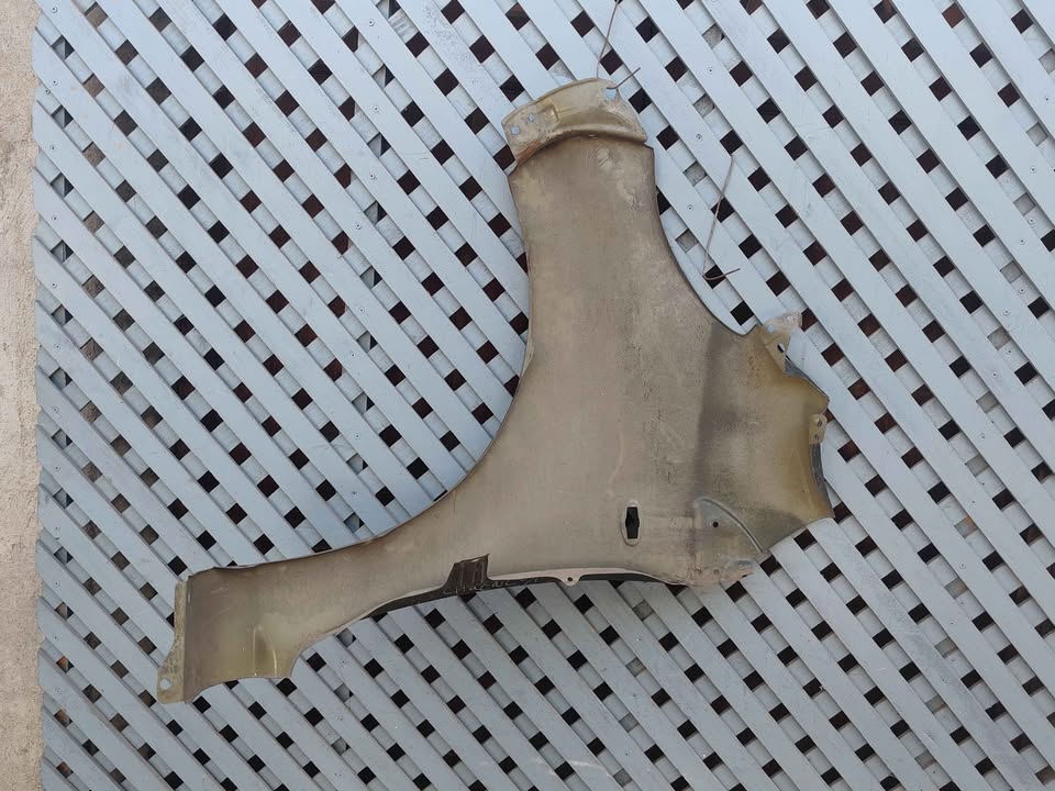 Tapabarro derecho Peugeot 107 y Citroen C1 2005 - 2014 - Imagen 6