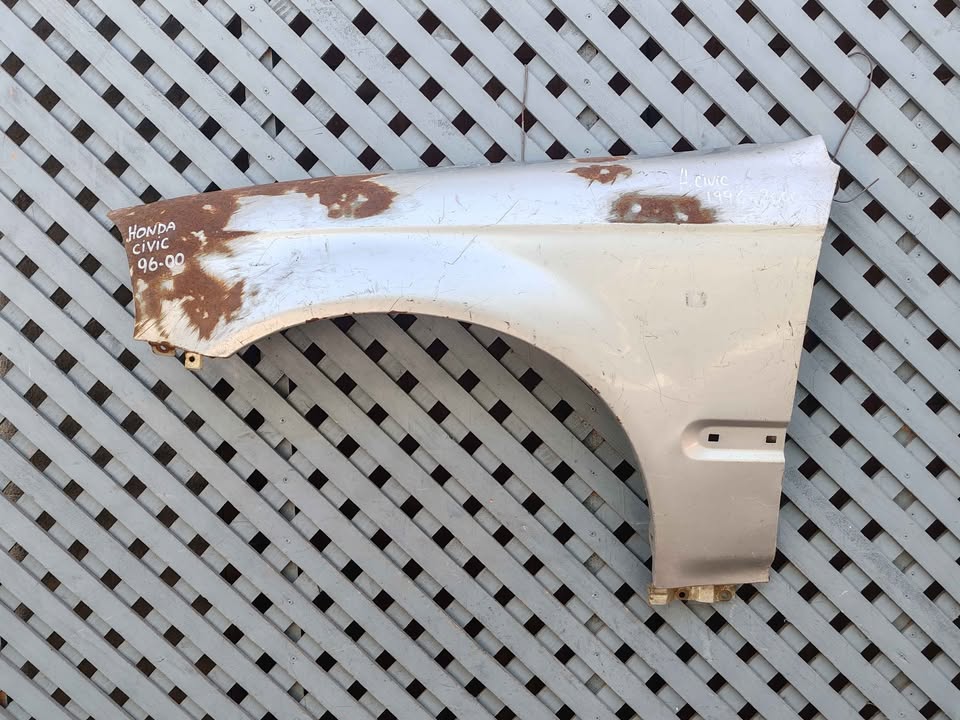 Tapabarro izquierdo Honda Civic 1996 - 2000