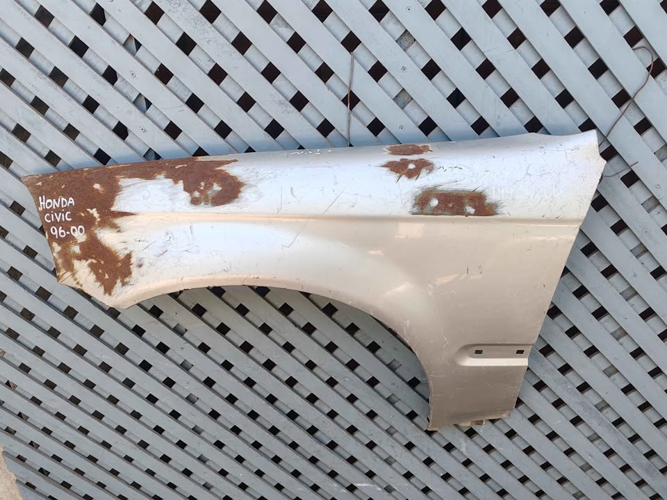 Tapabarro izquierdo Honda Civic 1996 - 2000 - Imagen 2