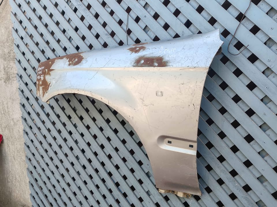 Tapabarro izquierdo Honda Civic 1996 - 2000 - Imagen 3