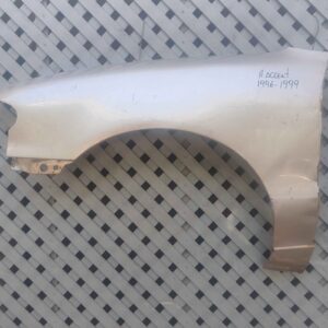 Tapabarro izquierdo Hyundai Accent 1996 - 1999