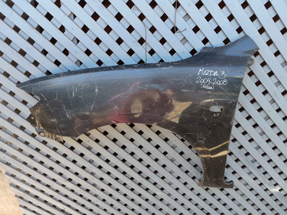 Tapabarro izquierdo Mazda 3 2004 - 2008 - Imagen 2