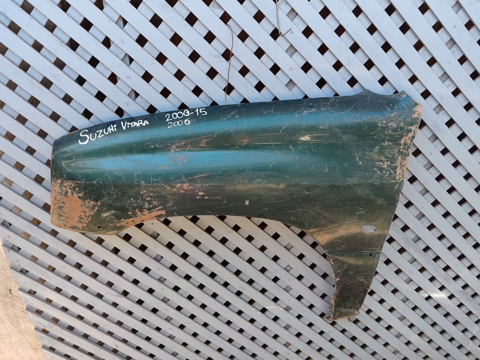 Tapabarro izquierdo Suzuki Vitara 2000 - 2006 - Imagen 2