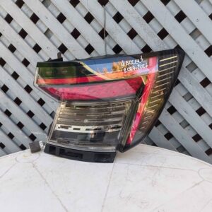 Foco trasero derecho Hyundai Accent Led 2024 - 2026