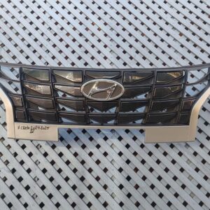 Máscara Hyundai Creta 2024 - 2025 (IV)