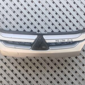 Máscara Mitsubishi L200 2019 - 2022