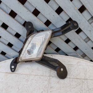 Neblinero derecho Hyundai Elantra 2017 - 2019