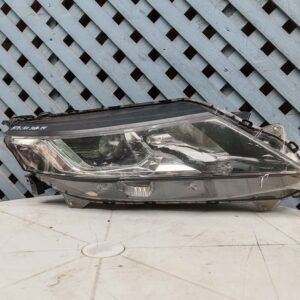 Óptico derecho Mitsubishi L200 2020 - 2024