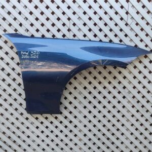 Tapabarro derecho BMW 320 y 320i 2020 - 2025