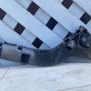 Mensula delantera derecha Mazda BT50 2006 - 2012