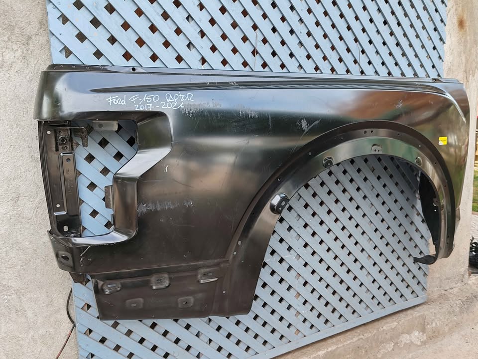 Costado trasero derecho Ford F150 raptor 2017 - 2021 - Imagen 4