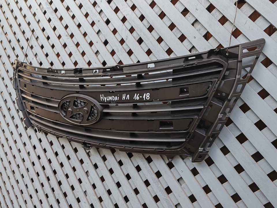 Máscara Hyundai H1 2016 - 2018 - Imagen 4