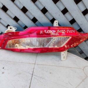 Mica de parachoque trasero izquierdo Hyundai Tucson 2022 - 2024 (IlI)