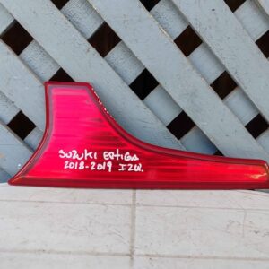 Mica de portalón izquierdo Suzuki Ertiga 2018 - 2019